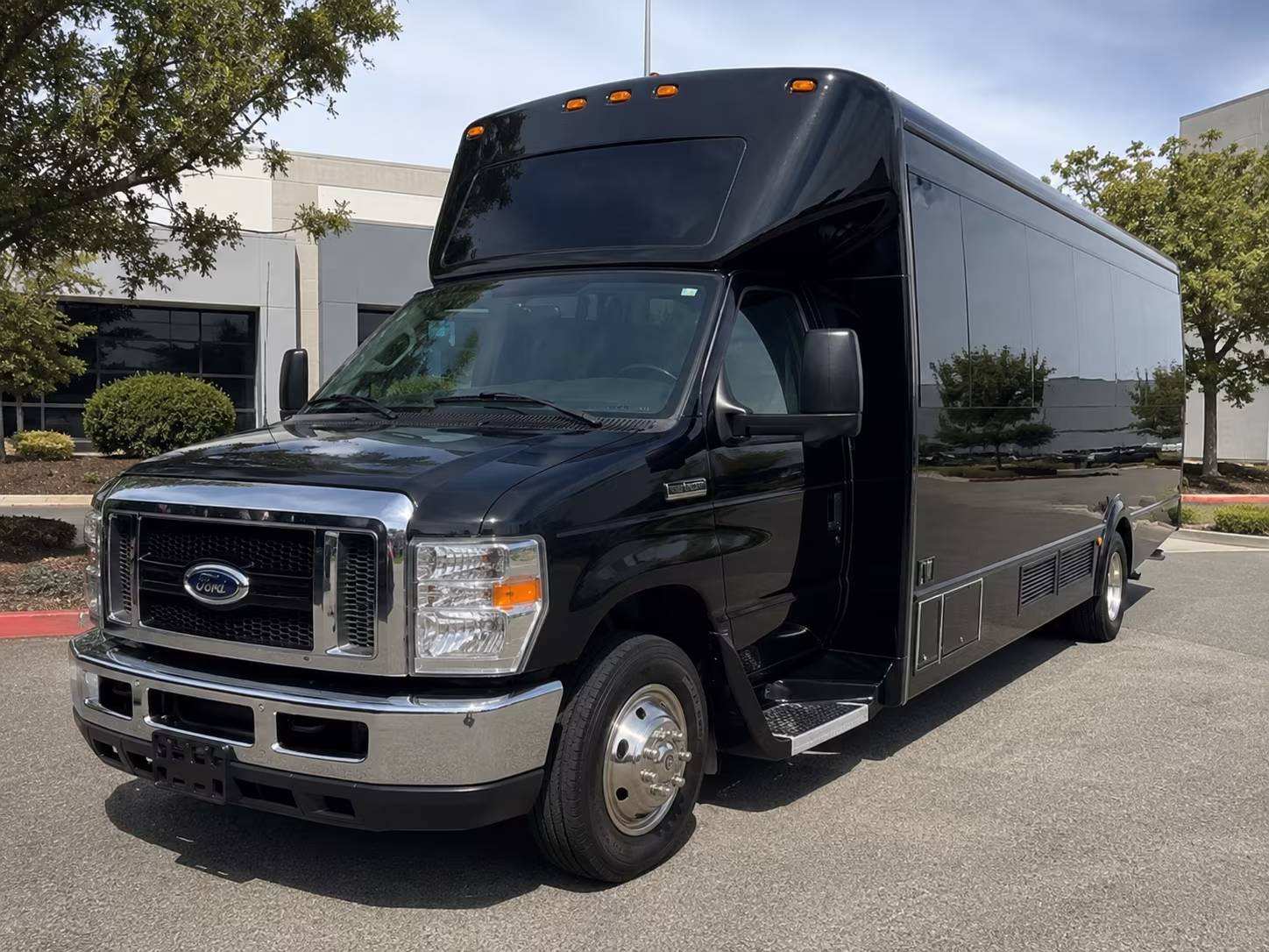hemet party bus rental 2