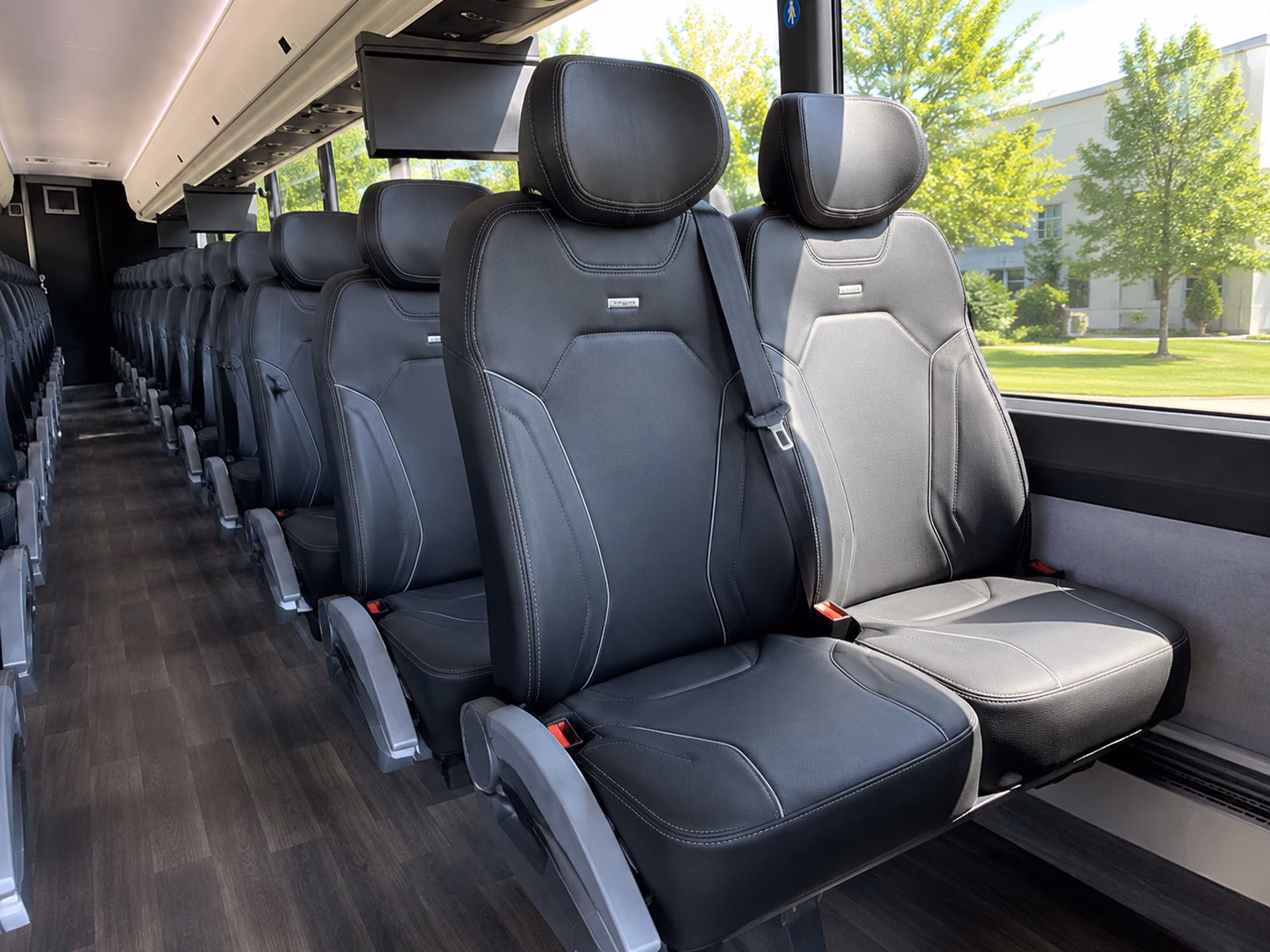 how the type of bus you choose changes the price in hemet california